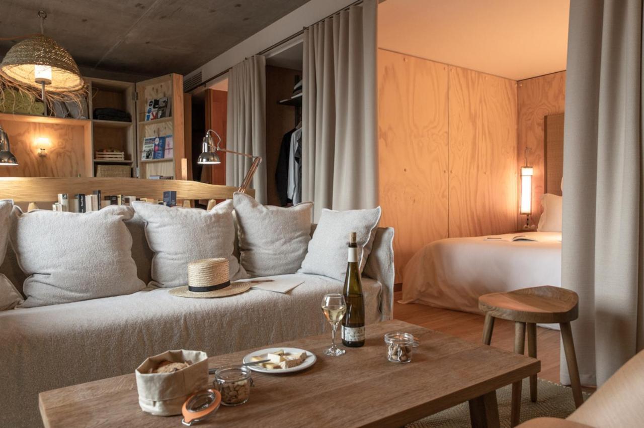 Mob House Hotel Saint-Ouen  ภายนอก รูปภาพ